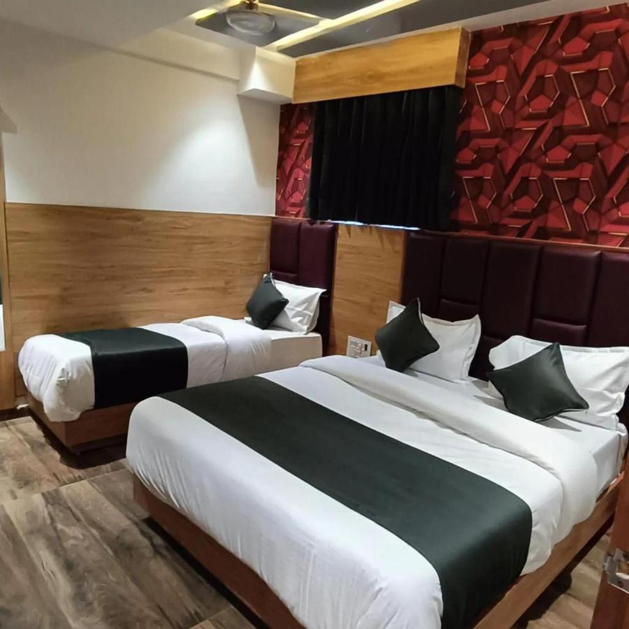 Hotel Paramount Villa Gandhinagar Exterior foto