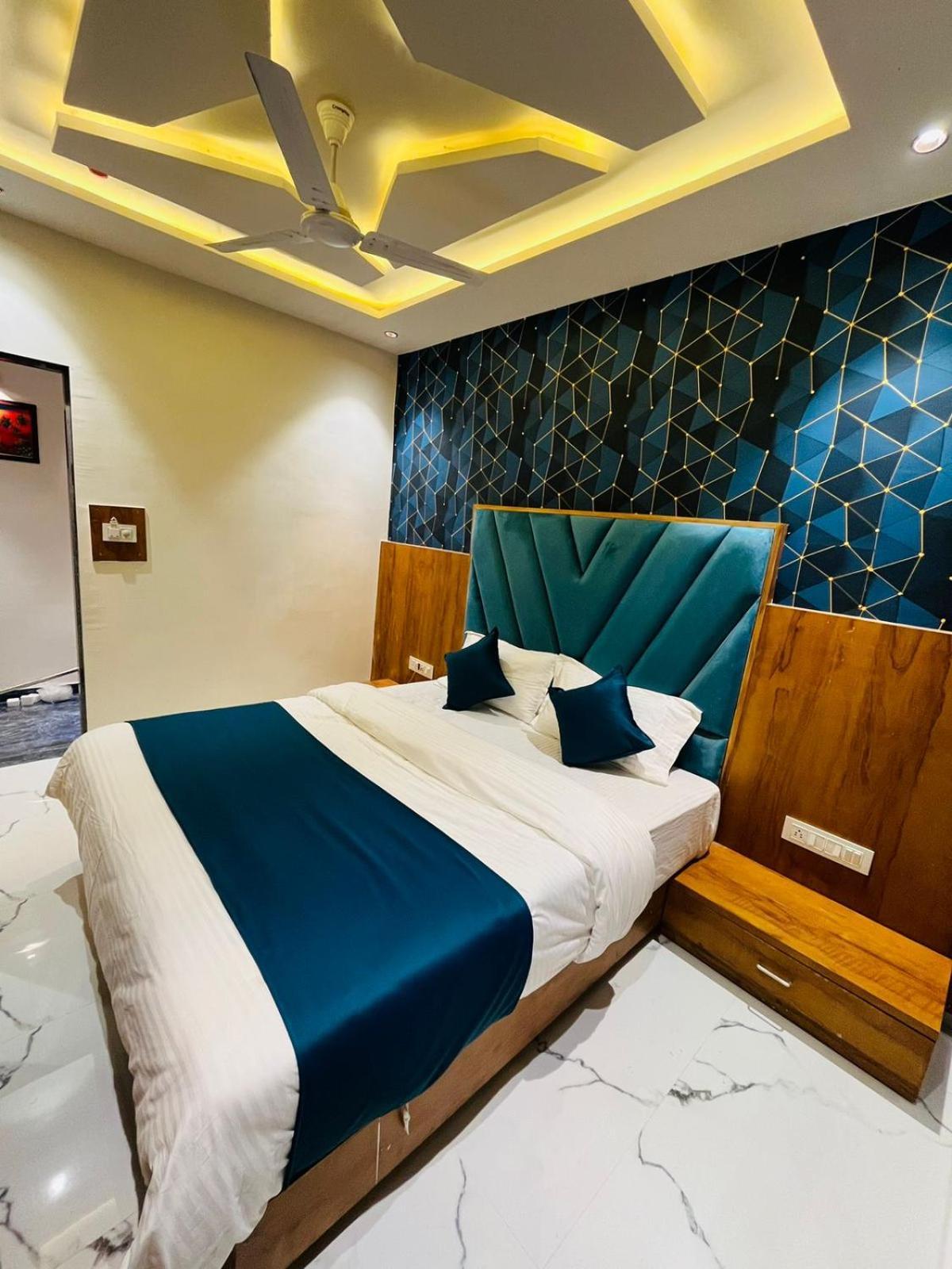 Hotel Paramount Villa Gandhinagar Exterior foto